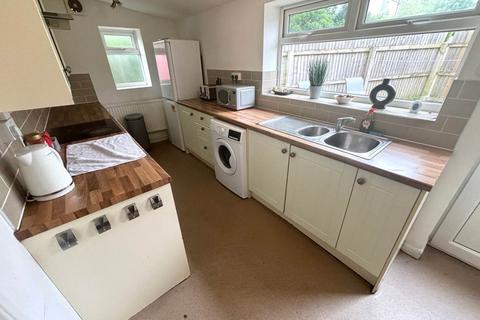 5 bedroom end of terrace house to rent, Station Road, Filton, Bristol