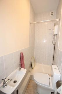 141 Bournemouth Park Road, Southend-on-sea, SS2 5JN