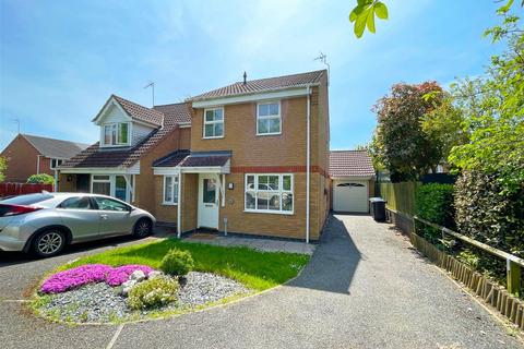 3 bedroom semi-detached house for sale, Rhodes Close, Market Harborough, LE16 9FB