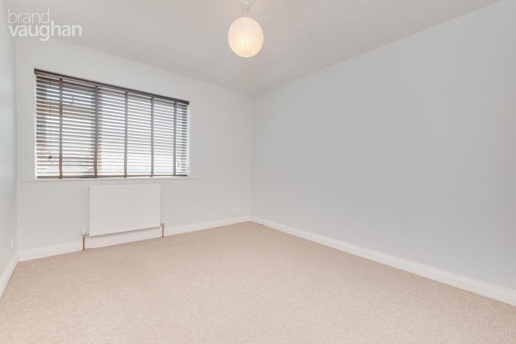 Rugby Court, Bristol Gardens, Brighton, East Sussex, BN2 2 bed flat to