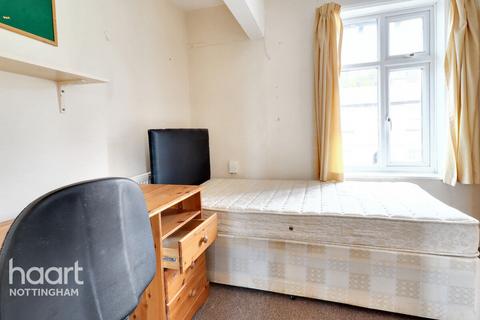 4 bedroom semi-detached house for sale, Highfield Road, Dunkirk