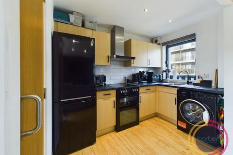 2 bedroom flat for sale, Moore Street, Gallowgate, Glasgow, G40 2AD