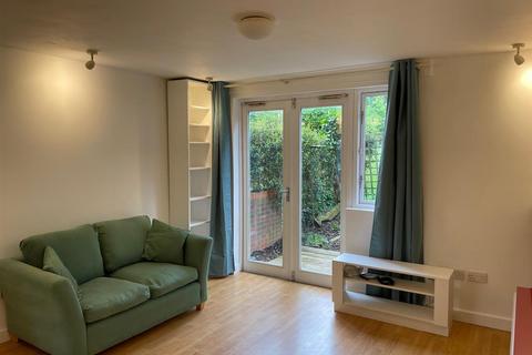 1 bedroom flat to rent, Bredgar Road, London