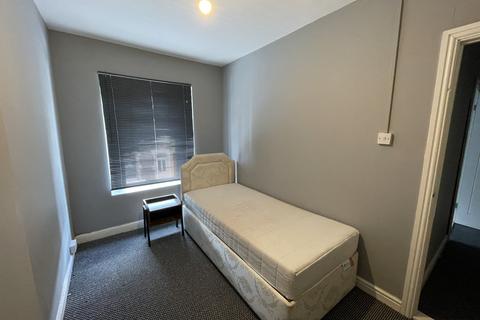 2 bedroom flat to rent, Gelli St, Swansea