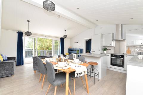 2 bedroom park home for sale, Shorefield Park, Downton, Lymington, Hampshire, SO41