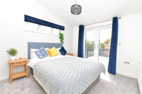 2 bedroom park home for sale, Shorefield Park, Downton, Lymington, Hampshire, SO41