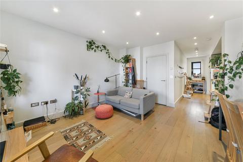 2 bedroom penthouse for sale, Chatham Place, London, E9