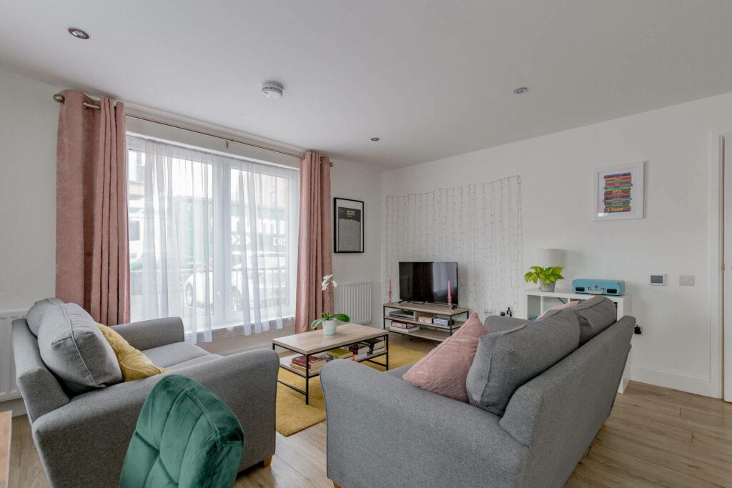 Ashley Place, Edinburgh EH6 2 bed ground floor flat for sale £225,000