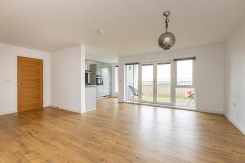 2 bedroom flat to rent, Marionville Road, Meadowbank, Edinburgh, EH7