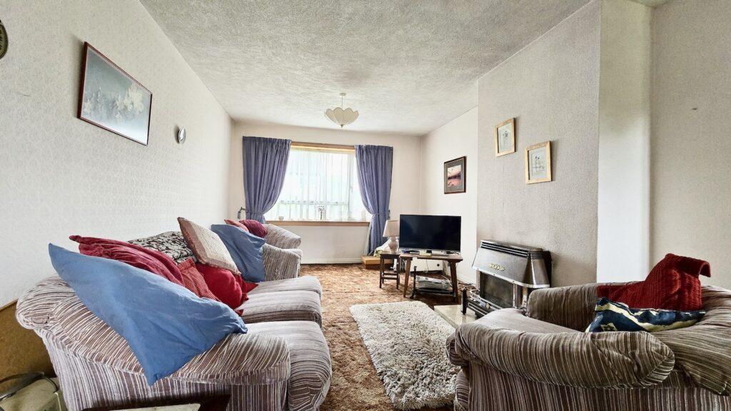 Balmuildy Road G64 3AP 3 bed semidetached house for sale