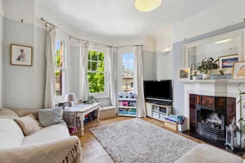3 bedroom apartment for sale, Boundaries Road, London, SW12