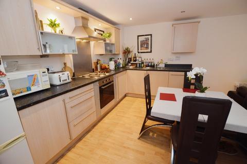 2 bedroom flat to rent, Platt House, Elmira Way, Salford Quays, Manchester, M5