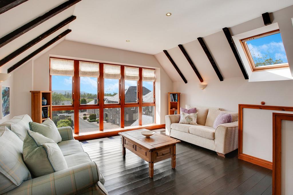 Glen Road, Kippenross, Dunblane, FK15 2 bed barn conversion for sale