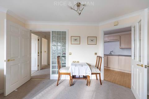 2 bedroom retirement property for sale, Manor Road North, Esher KT10