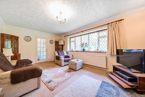 3 bedroom bungalow for sale, Summerhouse Lane, Harefield, Middlesex