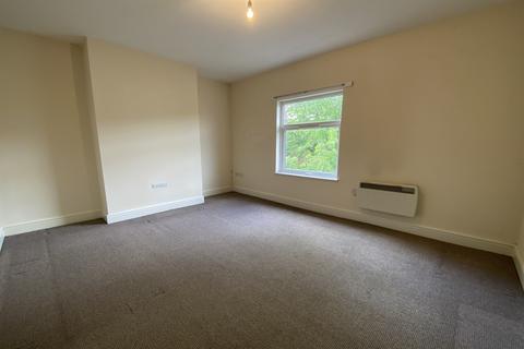 2 bedroom apartment to rent, High Road, NG9 2JP