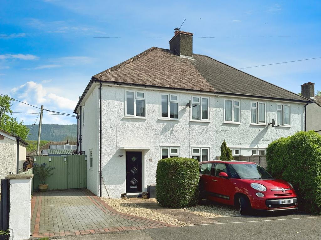 Brynglas, Abergavenny NP7 3 bed semidetached house for sale £269,950