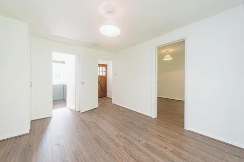 1 bedroom bungalow for sale, Reading RG7