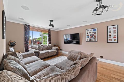 10 Mowlands, Capel St Mary, Ipswich, IP9 2XB