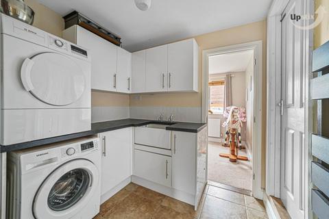 10 Mowlands, Capel St Mary, Ipswich, IP9 2XB
