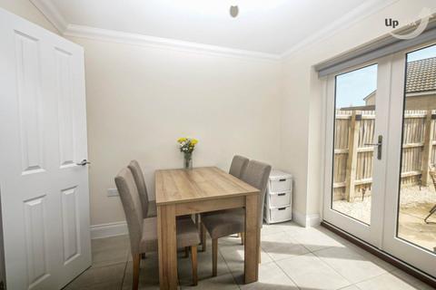 2 Fox Earth Close, Capel St Mary, Ipswich, IP9 2PF