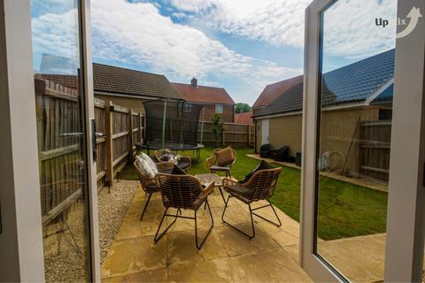 2 Fox Earth Close, Capel St Mary, Ipswich, IP9 2PF
