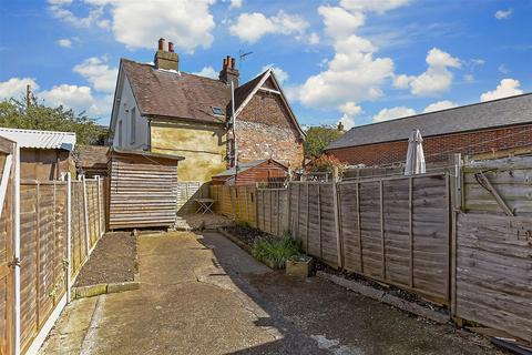 2 bedroom terraced house for sale, Standard Square, Faversham, Kent