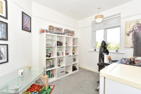 2 bedroom maisonette for sale, Hillfield Road, Selsey, Chichester, West Sussex