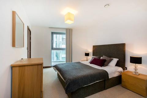 2 bedroom flat to rent, Bridges Court Road, Battersea, London, SW11