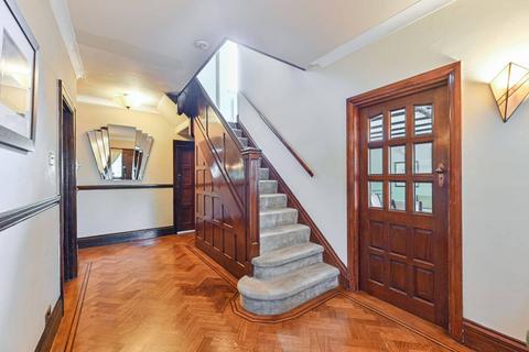 1 Top Park, Beckenham, BR3 6RU