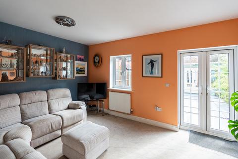 11 Brancey Close, Thrapston, Kettering, NN14 4FQ