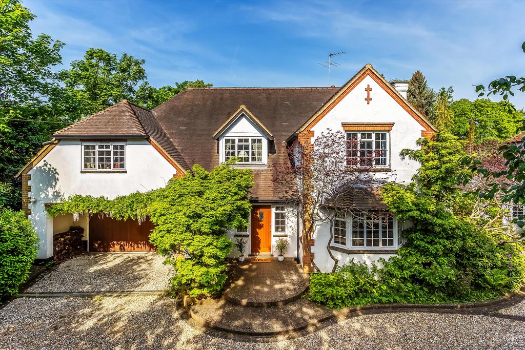 Fairmile Lane, Cobham, Surrey, KT11 5 bed detached house for sale £1,750,000