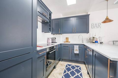 2 bedroom flat for sale, New Kings Road, Parsons Green, London, SW6