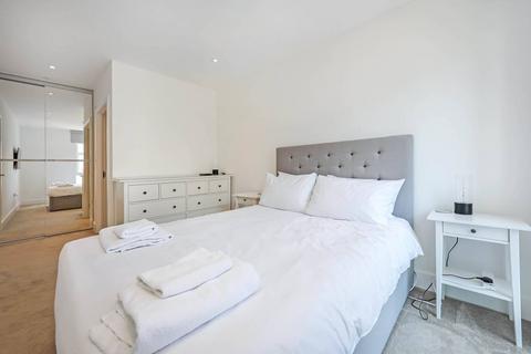 2 bedroom flat to rent, Claremont House, Canada Water, London, SE16