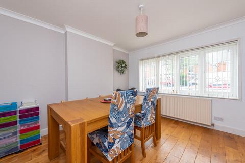 2 bedroom end of terrace house for sale, Winchester Street, Farnborough, GU14