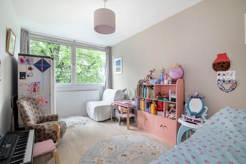 44 Warwick Crescent, London, W2 6NE