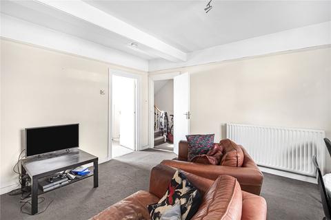 2 bedroom maisonette to rent, New Cross Road, London, SE14