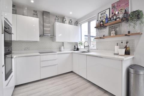 149 Wickham Chase, West Wickham, BR4 0BH