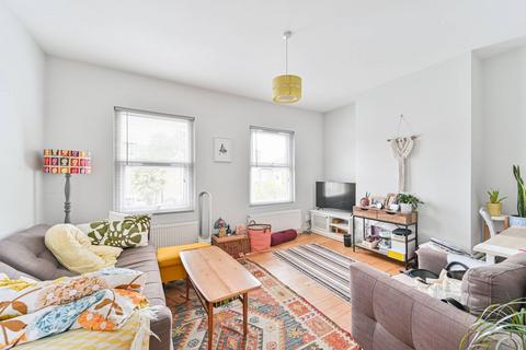 1 bedroom flat to rent, Natal Road, Streatham Common, London, SW16
