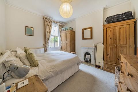 1 bedroom flat to rent, Roskell Road Putney SW15