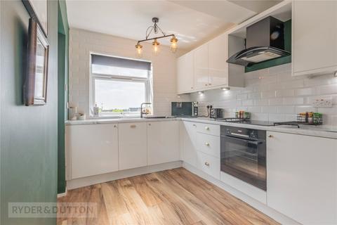 8 Claytons Close, Springhead, Oldham, OL4 4NT