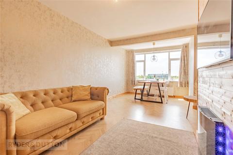 8 Claytons Close, Springhead, Oldham, OL4 4NT