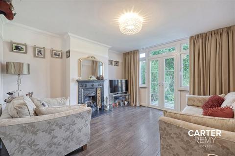 3 bedroom semi-detached house for sale, Bradleigh Avenue, Grays, RM17