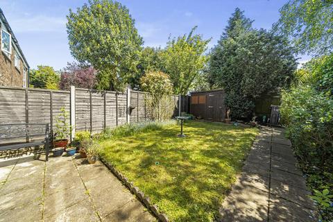 3 bedroom terraced house for sale, Gibsons Hill, Streatham