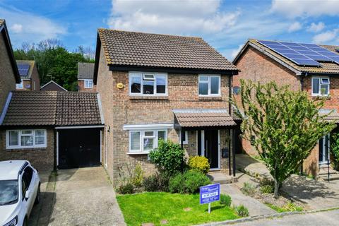 3 bedroom detached house for sale, 1.3 Miles To Etchingham Train Station