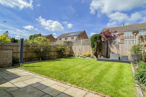 3 bedroom detached house for sale, 1.3 Miles To Etchingham Train Station