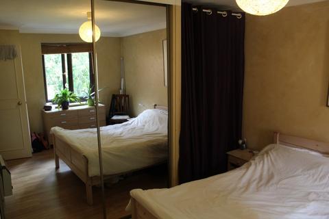 1 bedroom flat for sale, Hadleigh Court, 245 Willesden Lane, NW2