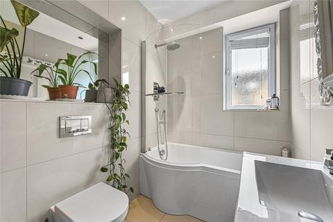 3 Bridgeport Place, London, E1W 2JS