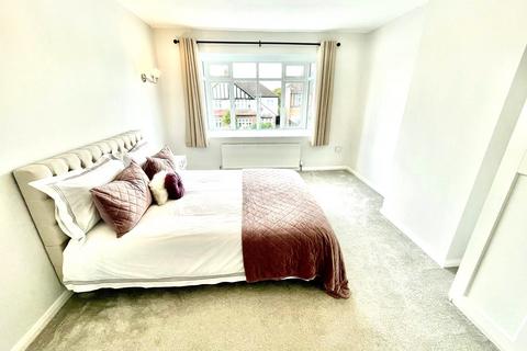 3 bedroom maisonette for sale, Lewis Road, Sidcup, Kent, DA14