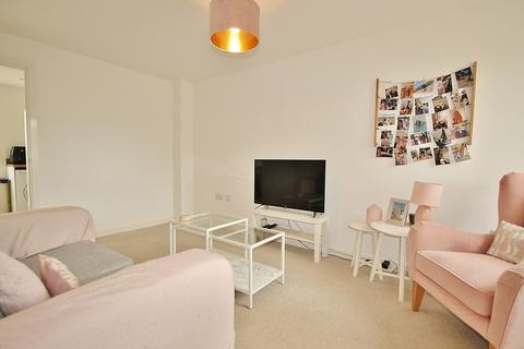 27 Townsend Road, Witney, OX29 7AR